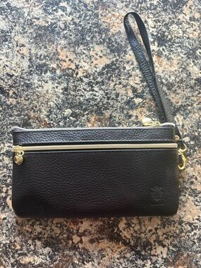 Genuine leather bought and made in Italy wristlist